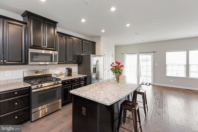 5700 River Shark Ln, Waldorf, MD 20602 - photo 7