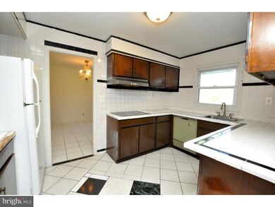 32 Tempest Ln, Willingboro, NJ 08046 - photo 5