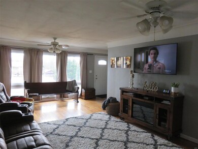 49 Eberhart Dr, Caseyville, IL 62232 - photo 4