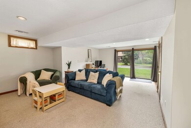 16 Gloucester Ln unit U51, Nashua, NH 03063 - photo 7