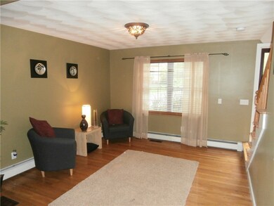 Den/reading rm/hardwoods