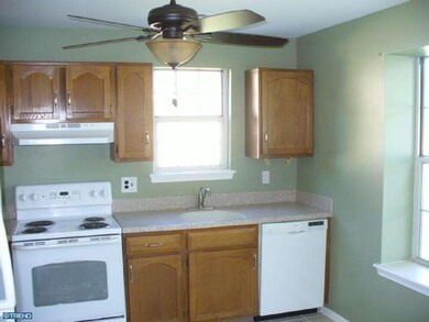 11 Niland Ln, Woodbury, NJ 08096 - photo 5