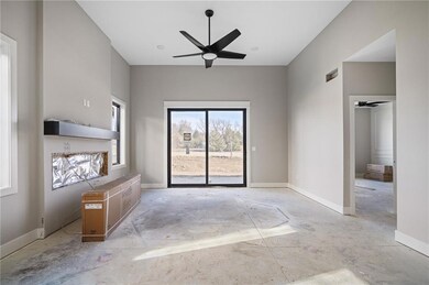 9551 Jupiter St, Lenexa, KS 66219 - photo 7