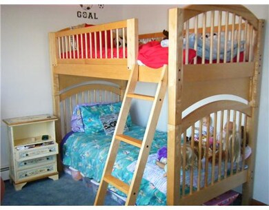 129 Pheasant Dr, Cranston, RI 02920 - photo 7