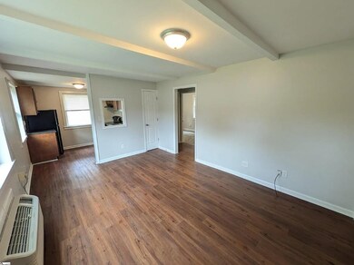 201 Chandler Unit 6d Dr, Gaffney, SC 29340 - photo 2