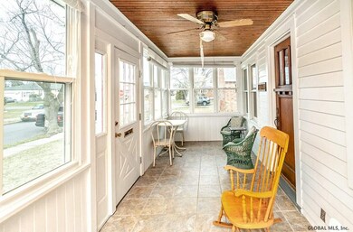 37 Dartmouth St, Albany, NY 12209 - photo 3