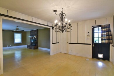 1813 W Lakeridge Dr, Albany, GA 31707 - photo 7