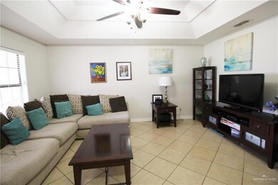 917 E Bagwell St, Pharr, TX 78577 - photo 3