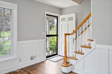 7712 Cecilia Way, Louisville, KY 40219 - photo 5