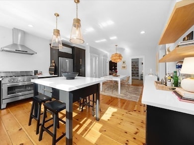 27 School St, Hingham, MA 02043 - photo 4