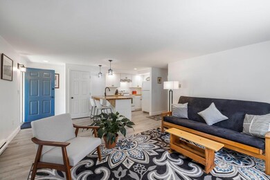 8 High Bluff Dr unit 4, Kennebunk, ME 04043 - photo 4