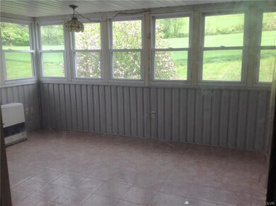 6627 Walnut St, Slatington, PA 18080 - photo 6