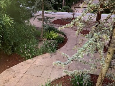 8 Lancaster Dr, Bella Vista, AR 72715 - photo 3