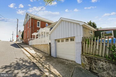 321 N Maple Ave, Brunswick, MD 21716 - photo 4