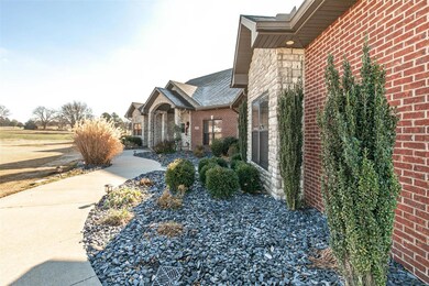 14120 Augusta Cir, Dexter, MO 63841 - photo 2
