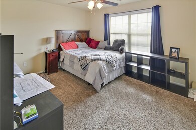 827 Avenue A, College Station, TX 77840 - photo 4
