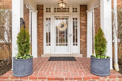 [005] 1670 Cambridge Blvd, Colu