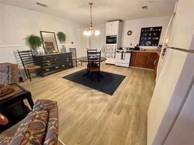 1116 W 7th St, Bonham, TX 75418 - photo 5