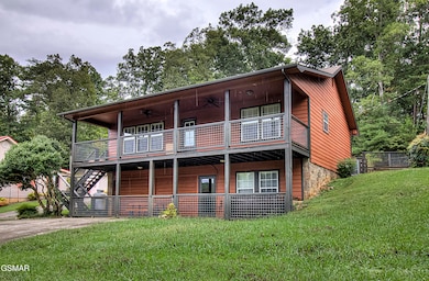 4063 Wears Cove Rd, Sevierville, TN 37862 - photo 3