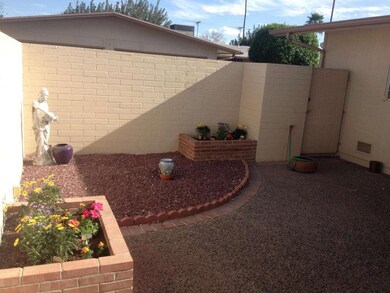 17447 N Boswell Blvd, Sun City, AZ 85373 - photo 3