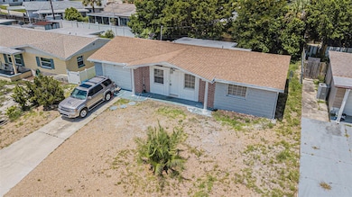 3301 Briar Cliff Dr, Holiday, FL 34691 - photo 3