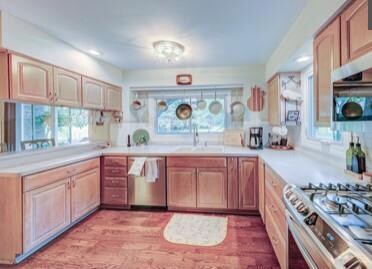 10201 W 70th St, Shawnee, KS 66203 - photo 5