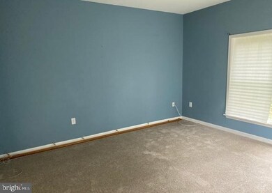 24 Barberry Ct, Newark, DE 19702 - photo 5