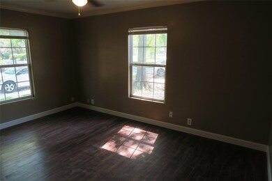 6806 Covington Dr, Houston, TX 77091 - photo 7