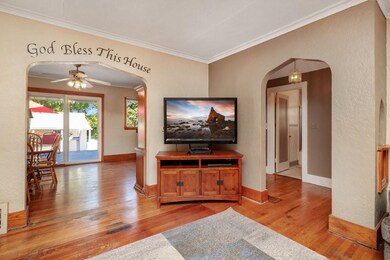 1624 48th St, Des Moines, IA 50310 - photo 7