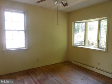 2109 W Walnut St, Allentown, PA 18104 - photo 6