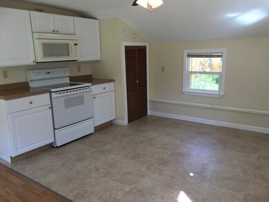 395 Gilbert St, Mansfield, MA 02048 - photo 3