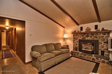 5534 Fox Run, Pocono Pines, PA 18350 - photo 3