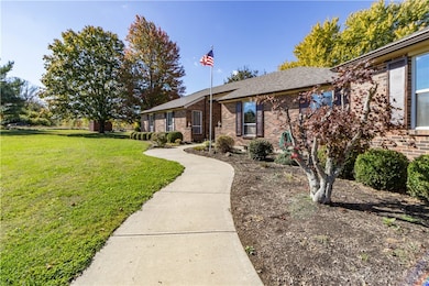 6041 Shadow Lawn Dr, Morrow, OH 45152 - photo 3