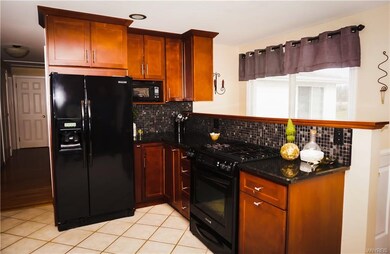 2985 Krueger Rd, North Tonawanda, NY 14120 - photo 2