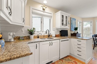 72 Cannon Forge Dr, Foxboro, MA 02035 - photo 7