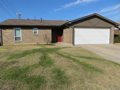 201 Simmons Dr, Hurst, TX 76053 - photo 3