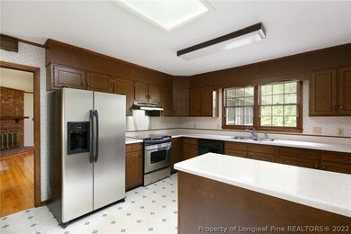 2417 Dartmouth Dr, Fayetteville, NC 28304 - photo 7