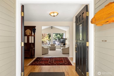 834 Cary Rd, Edmonds, WA 98020 - photo 5