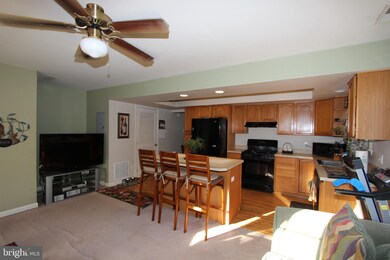 1212 Chestnut St, Paulsboro, NJ 08066 - photo 3