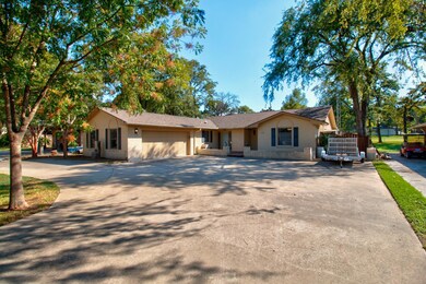 1006 Kiowa Dr W, Gainesville, TX 76240 - photo 4