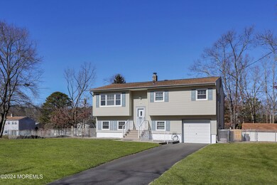 313 Toby Ct, Toms River, NJ 08755 - photo 5