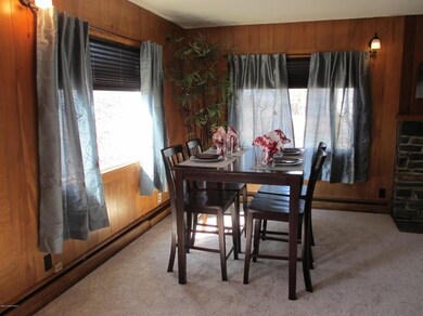 Upper level dining room