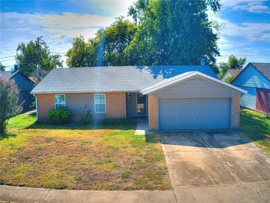 1416 NE 4th St, Moore, OK 73160 - photo 2