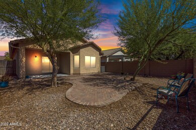 2262 N Hudson Ct-50