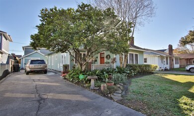708 Ralfallen St, Houston, TX 77008 - photo 3