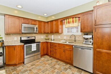 465 Wetmore Rd, Columbus, OH 43214 - photo 6