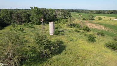 1683 W 32nd St S, Newton, IA 50208 - photo 4