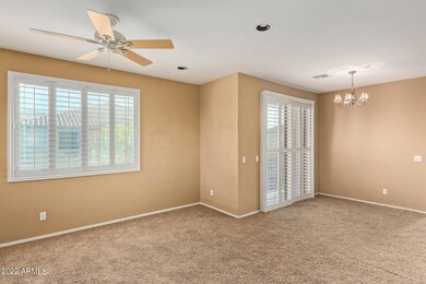 living room/dining room