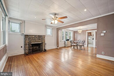 904 Myra Ave, Lansdowne, PA 19050 - photo 5