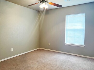 2827 N Cassius Ln, Fayetteville, AR 72704 - photo 7